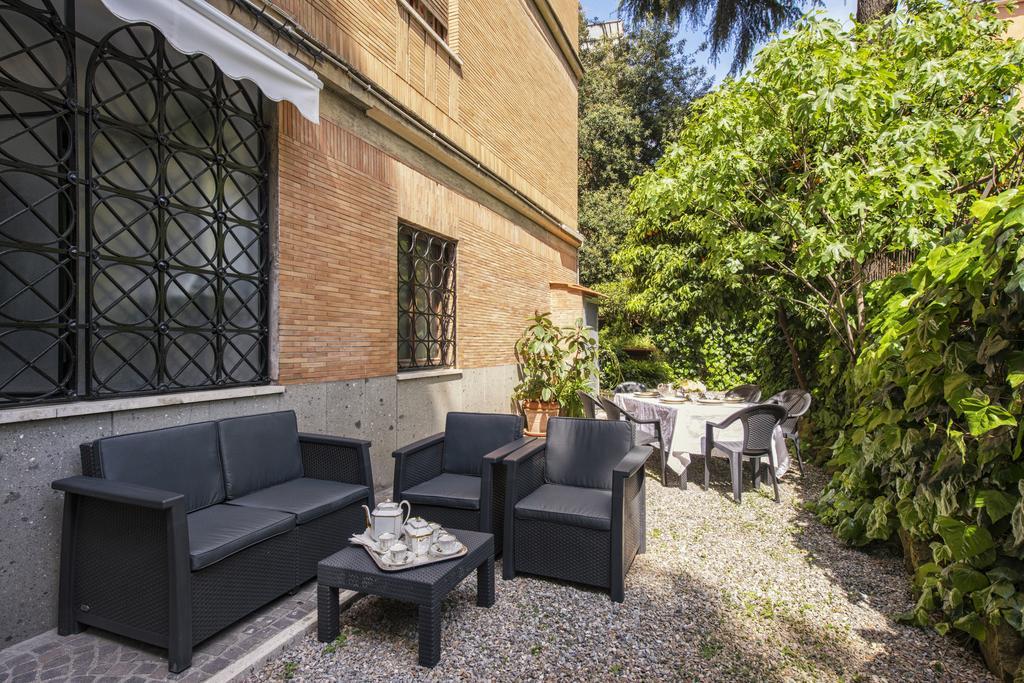 Vatican House Apartment Rome Room photo