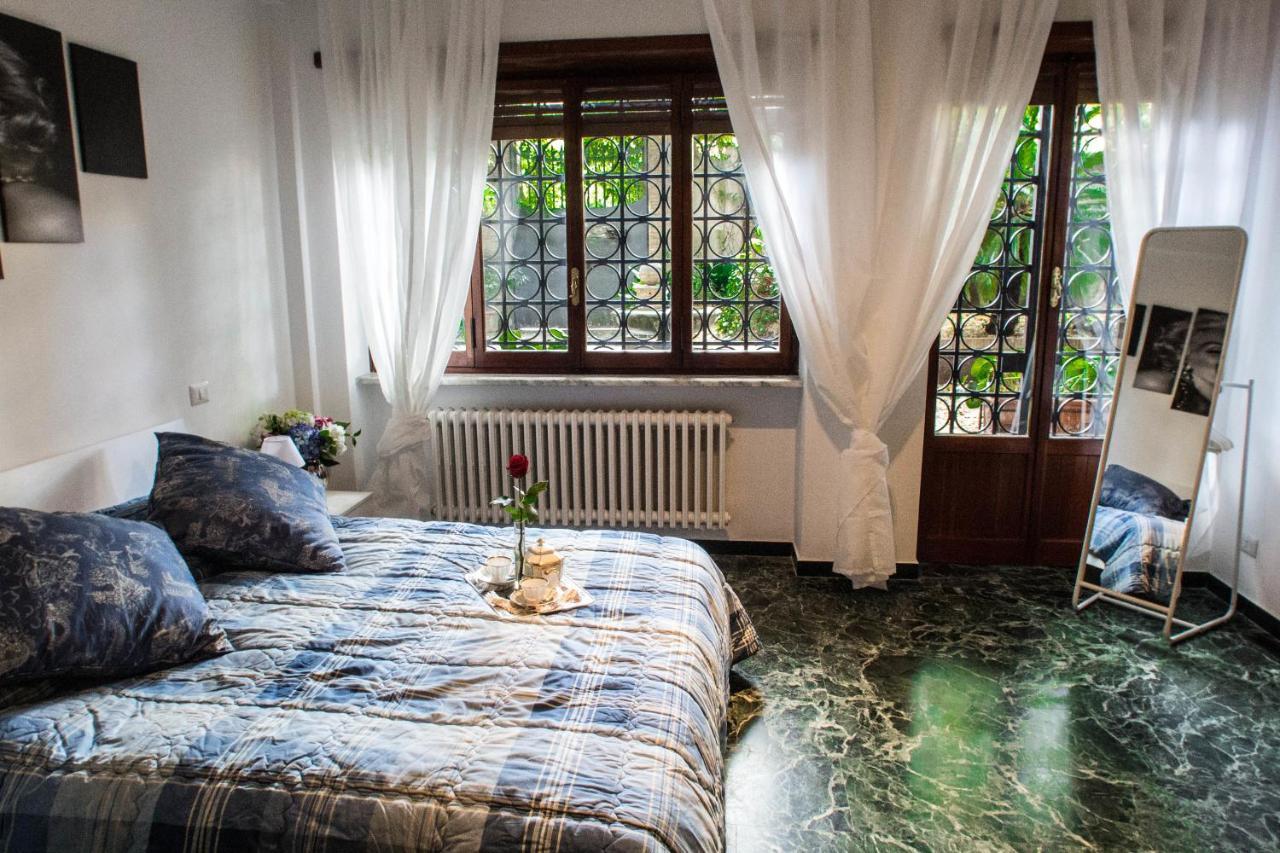 Vatican House Apartment Rome Room photo