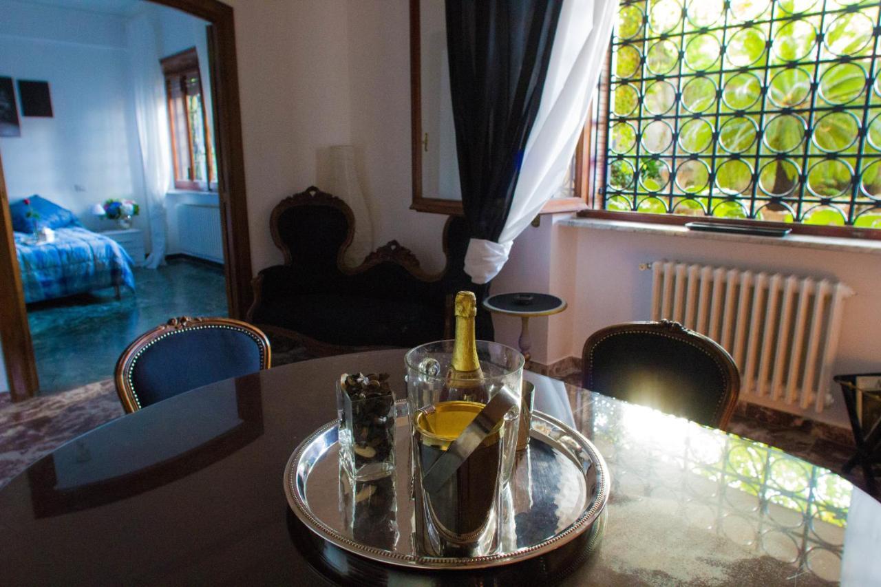 Vatican House Apartment Rome Room photo